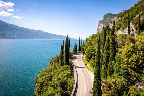 The most beautiful roads in Italy: a definitive guide to an epic road trip